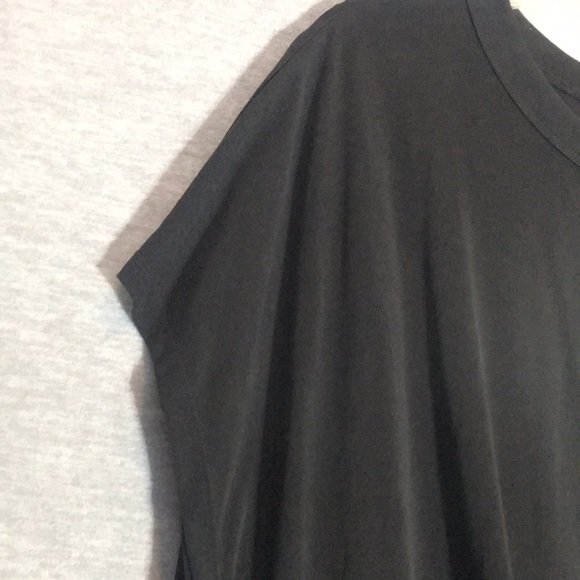 TORRID Buttery Soft Modal Oversized Relaxed Fit Flattering V Neck LongLine Tunic - Picture 5 of 12